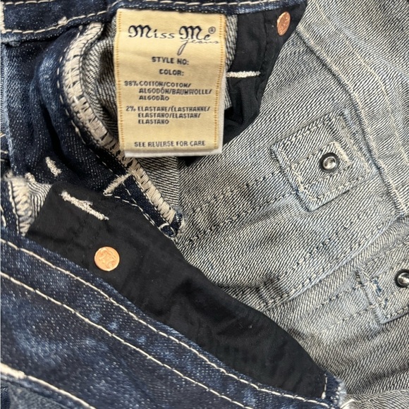 Miss Me Womens Jeans Mid Rise Easy Straight Size 26 Distressed - Picture 6 of 10